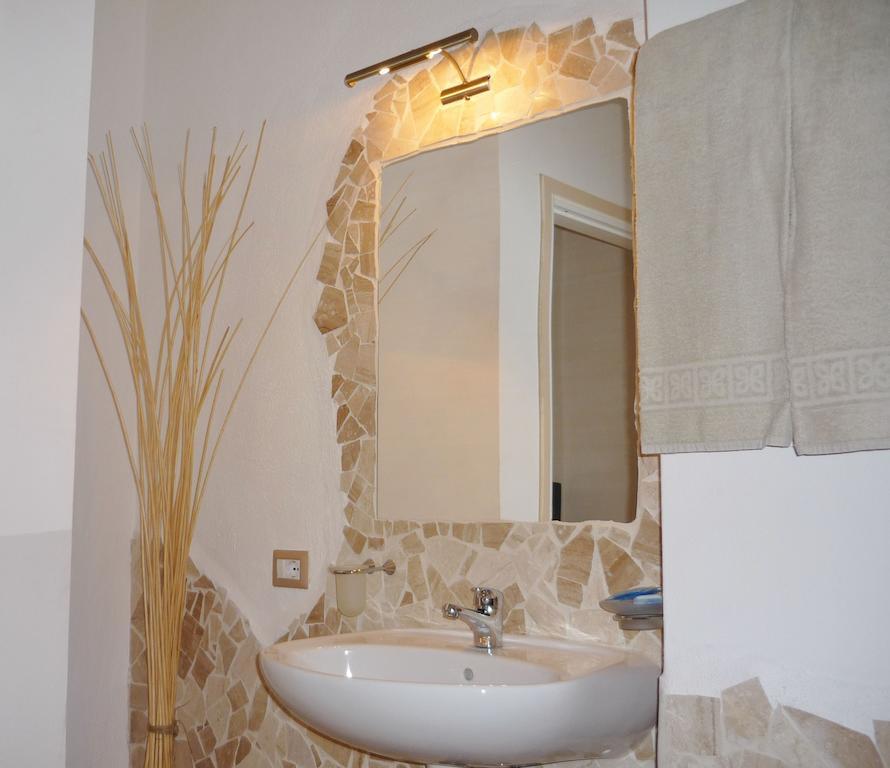 La Locanda Dell'Officina Olbia Zimmer foto